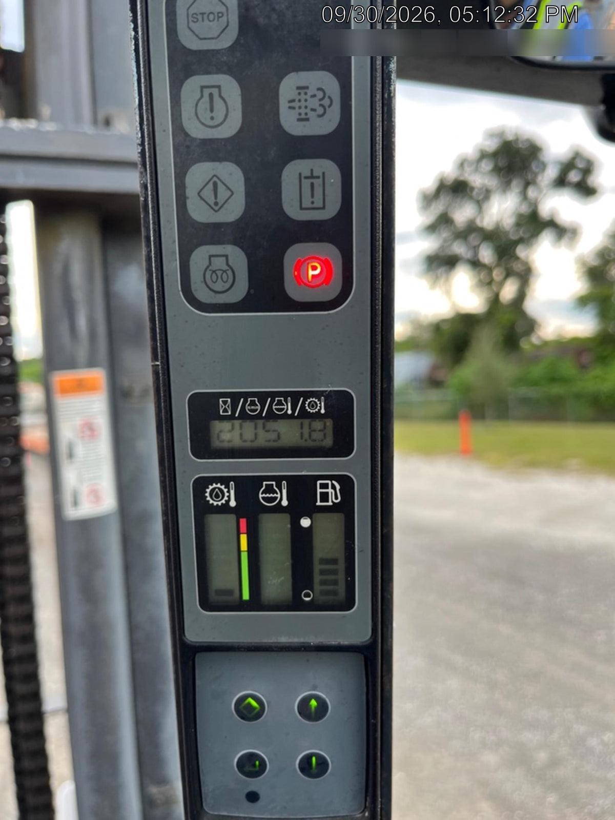 2023 CASE 588H