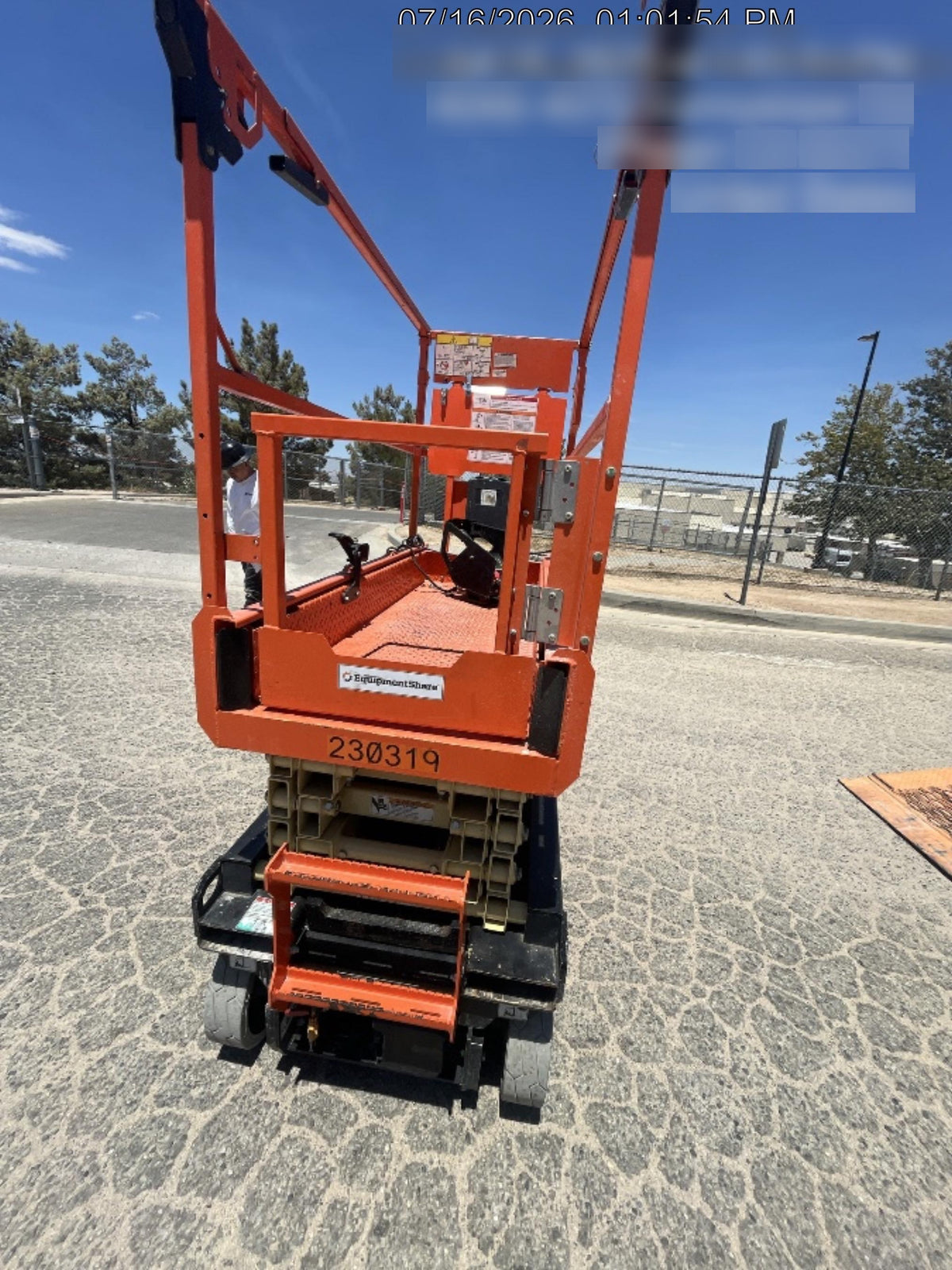 2022 JLG ES1932