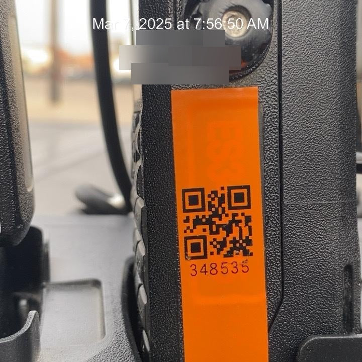 2023 MOTOROLA R7 DISPLAY