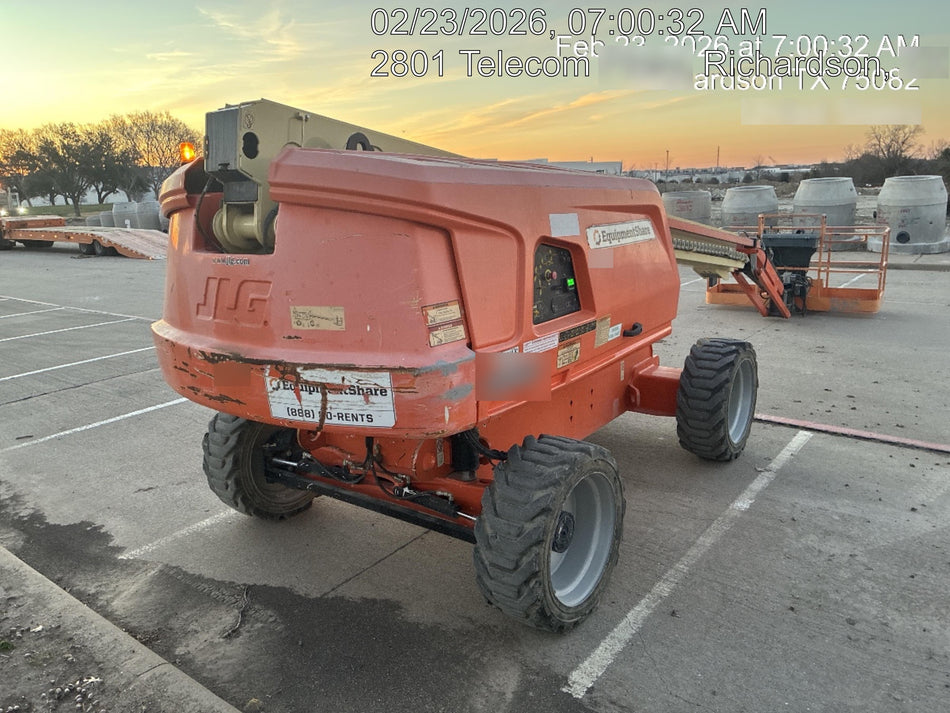 2019 JLG 660SJ