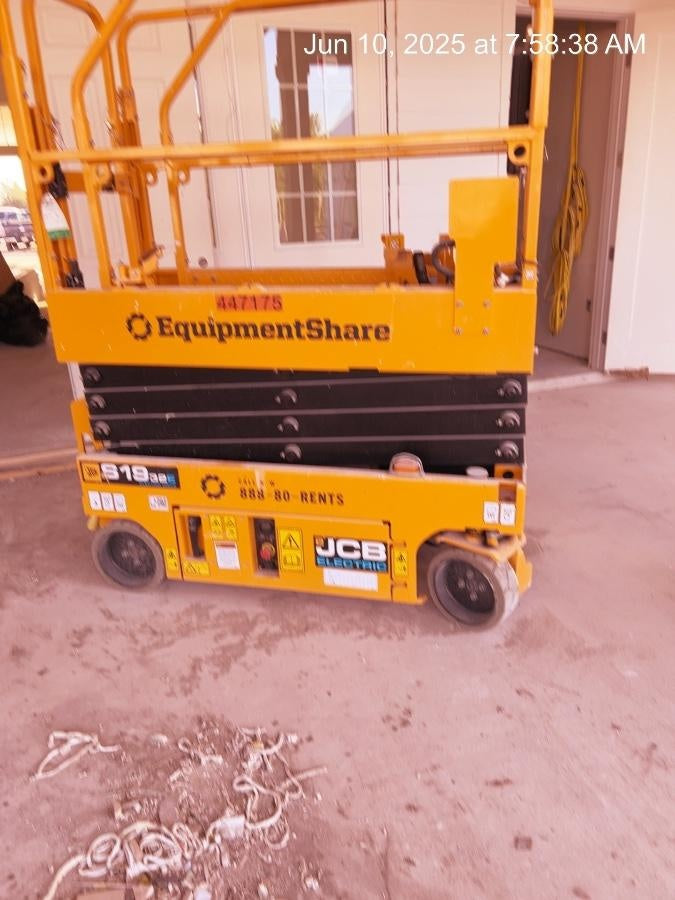 2024 JCB S1932E
