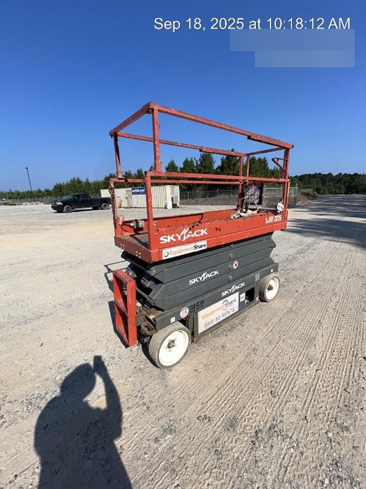 2017 Skyjack SJIII-3226 Standard