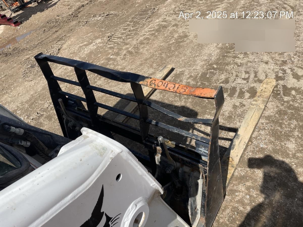 2022 ARROW MATERIAL HANDLING 60" Pallet Forks - Arrow