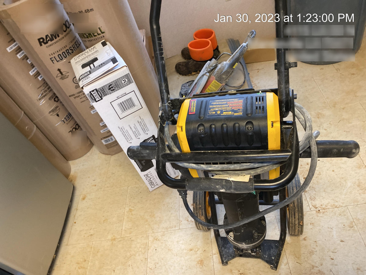 2020 DEWALT D25980K