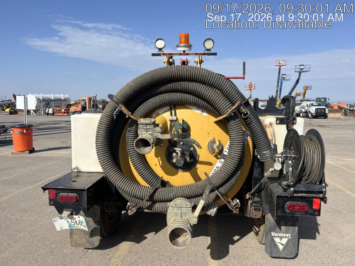2022 VAC-TRON LP573XDT