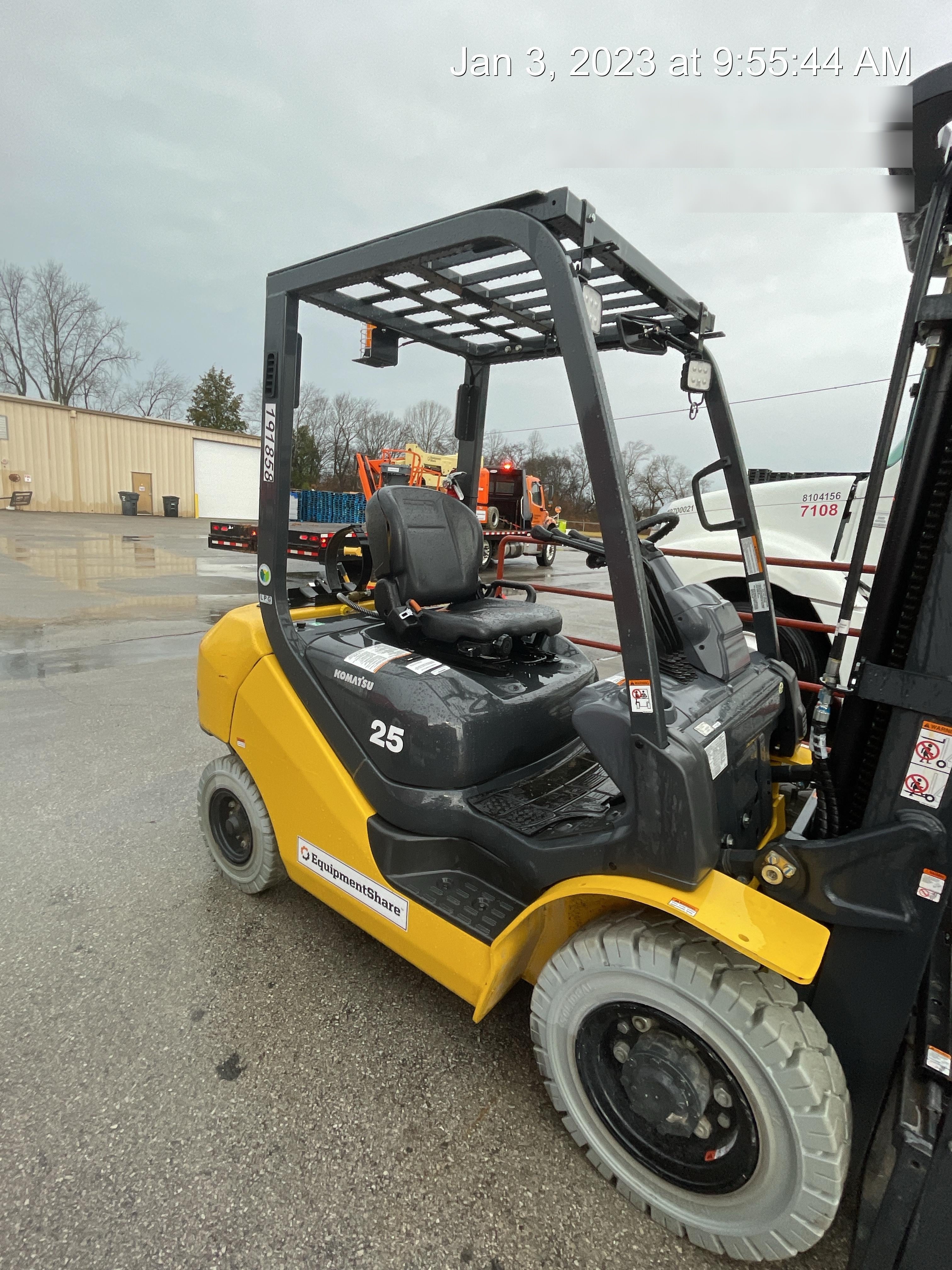 2021 KOMATSU FG25T-16