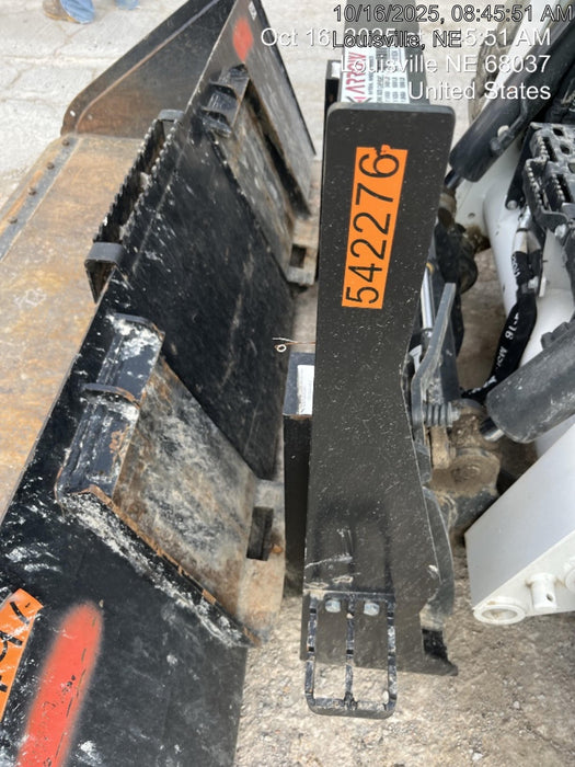 2025 ARROW MATERIAL HANDLING 24" Pallet Fork Frame