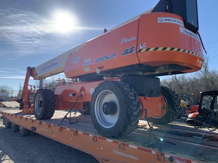 2022 JLG 1200SJP