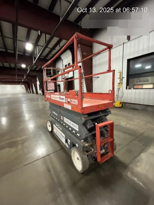 2018 Skyjack SJIII-3226 Skyjack SJIII3226 Scissor Lift w/Trojan Batteries
