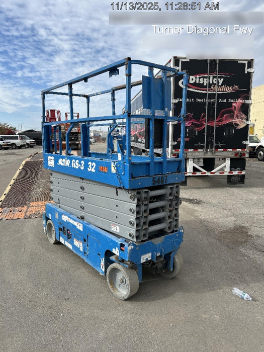 2017 Genie GS-3232 Genie GS3232 32' Scissor Lift