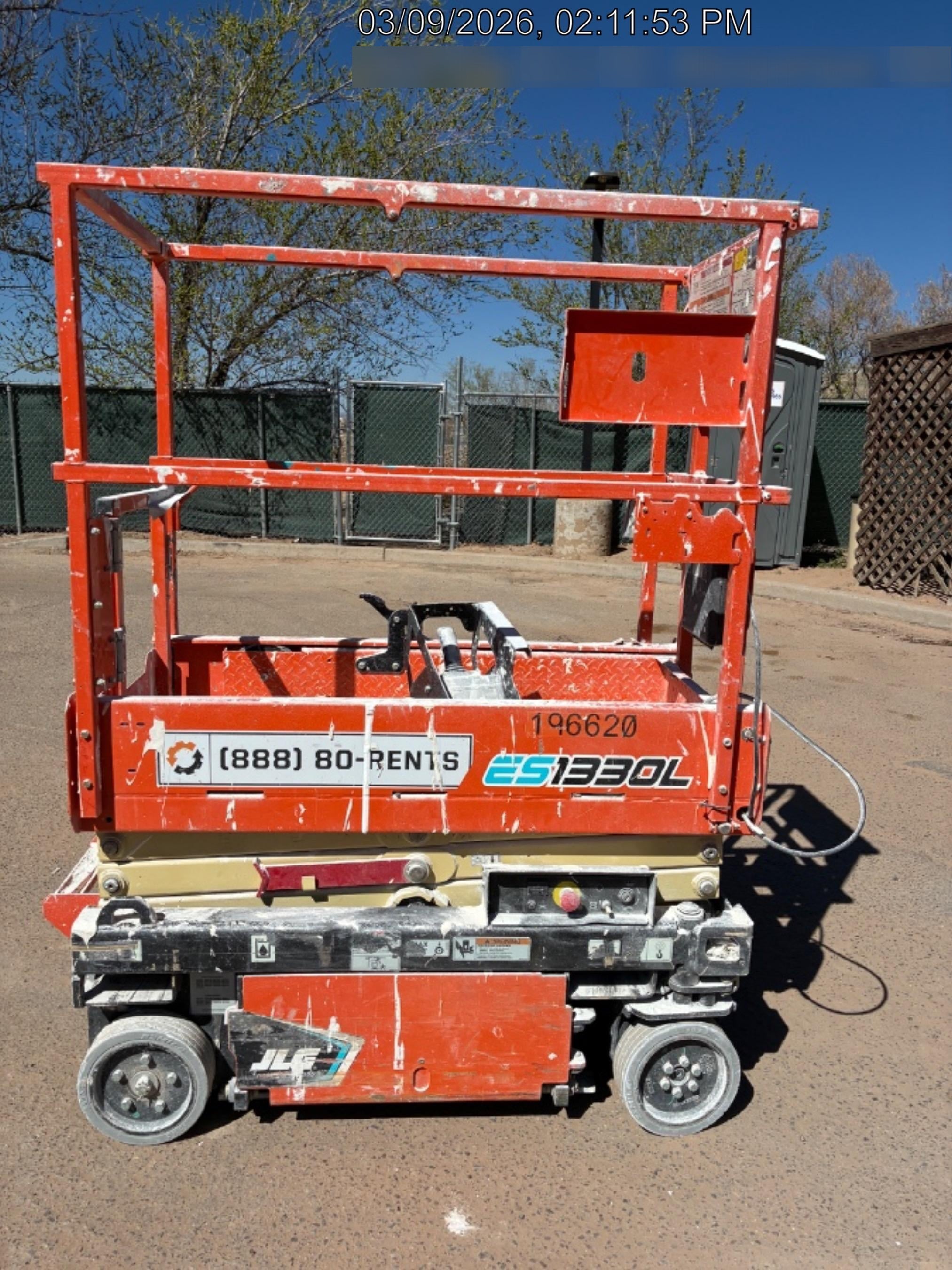 2021 JLG ES1330L