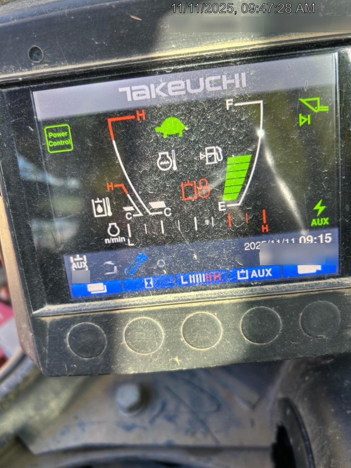 2023 TAKEUCHI TL10V2-CR