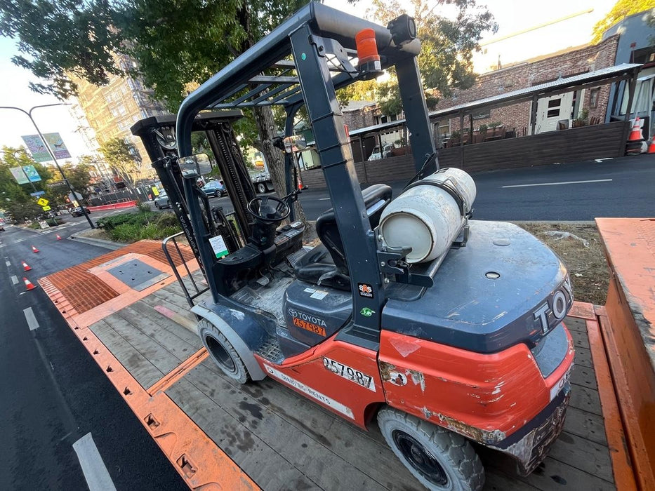 2022 TOYOTA 50-8FGU25