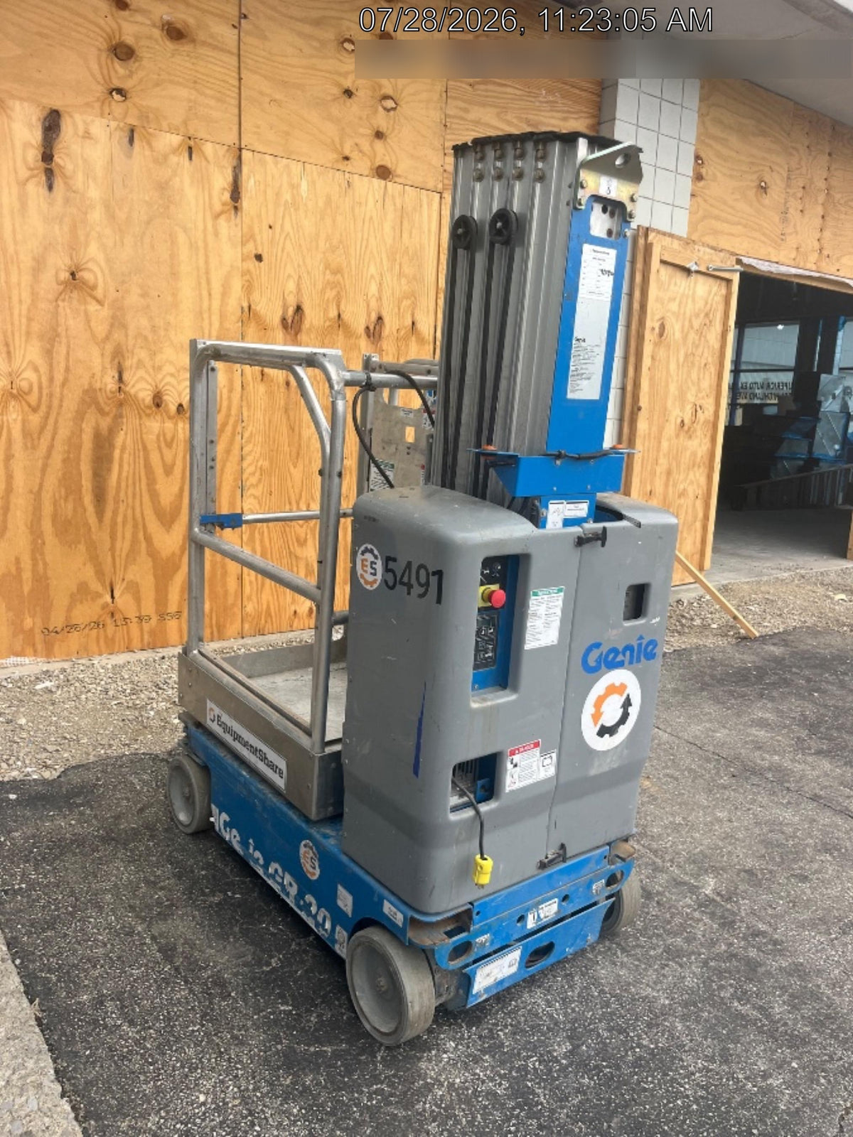 2017 GENIE GR-20