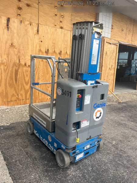 2017 GENIE GR-20