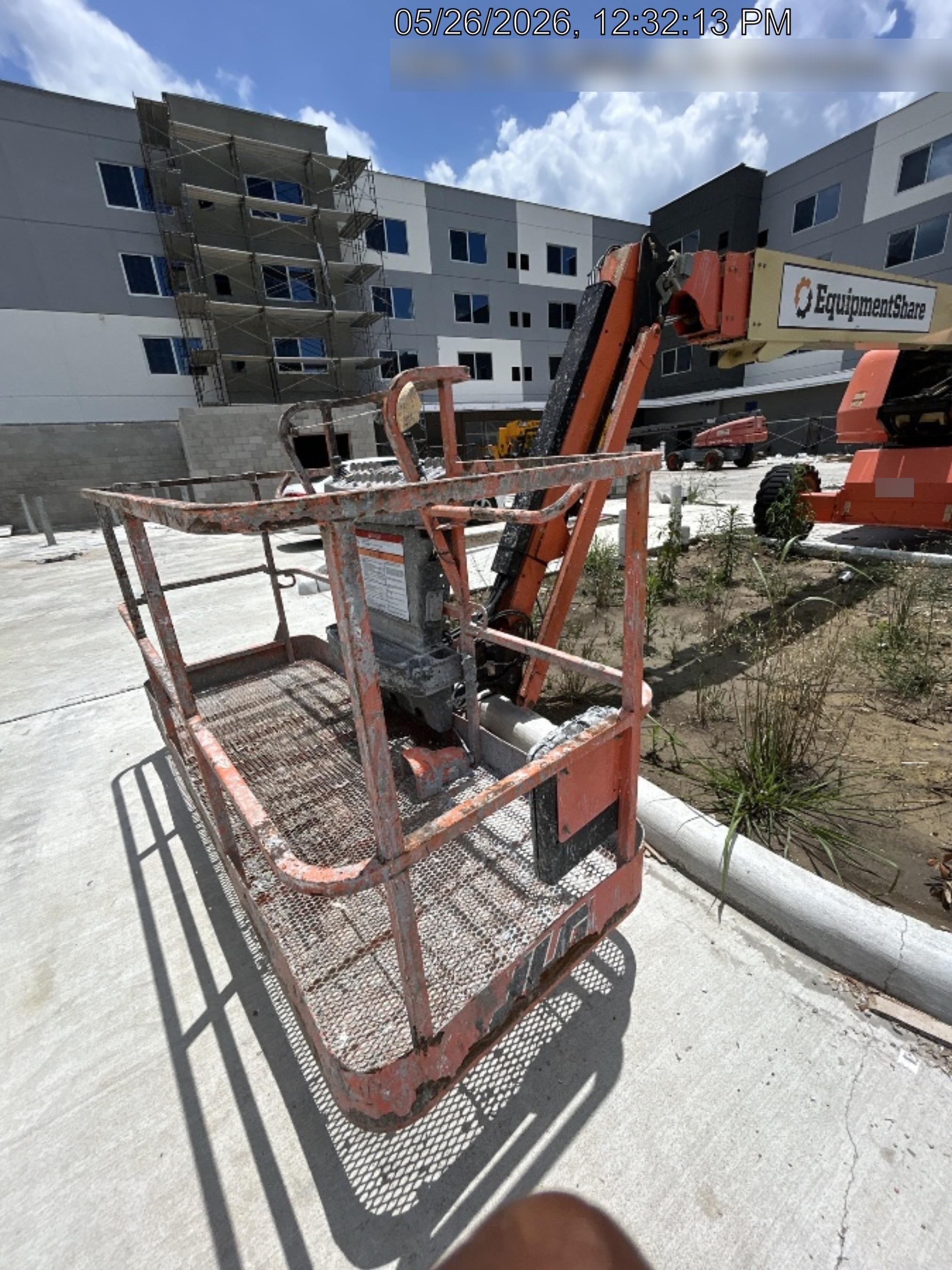2019 JLG 660SJ