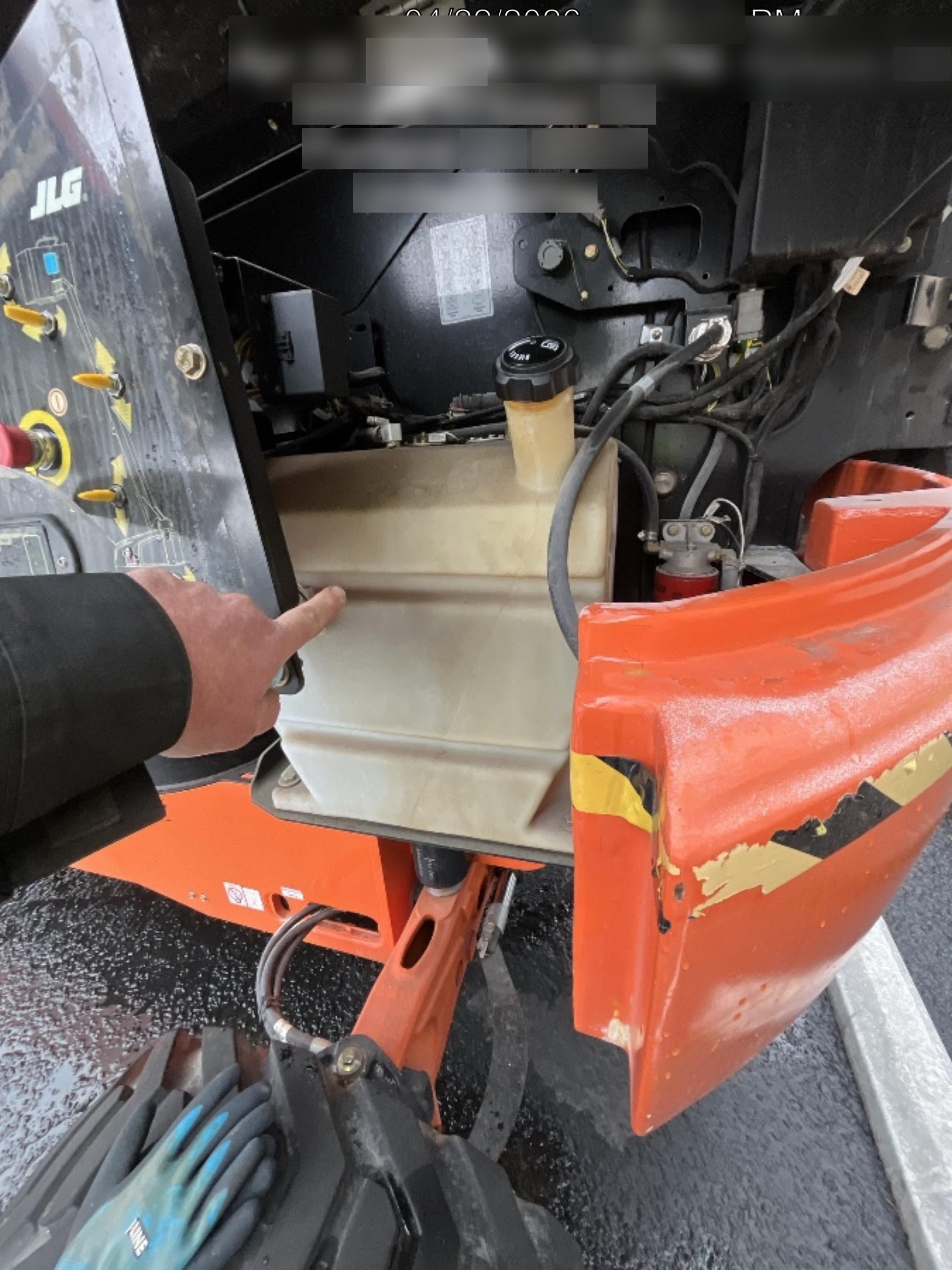 2020 JLG 400S