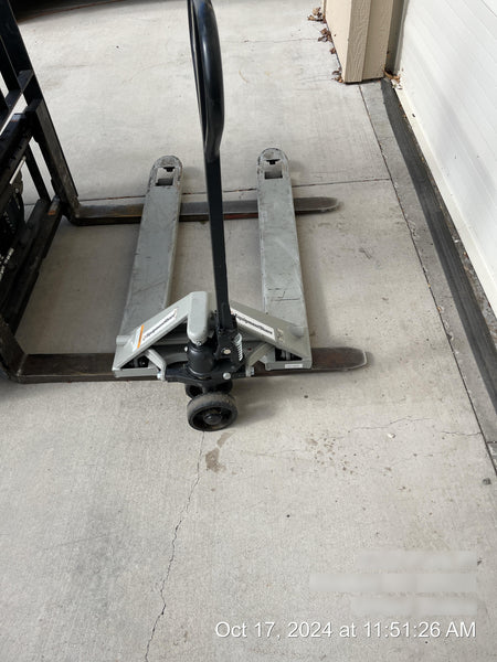 2022 STRONGWAY 4400 lb Pallet Jack