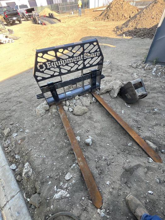 2020 PALADIN 48" Pallet Forks - Paladin