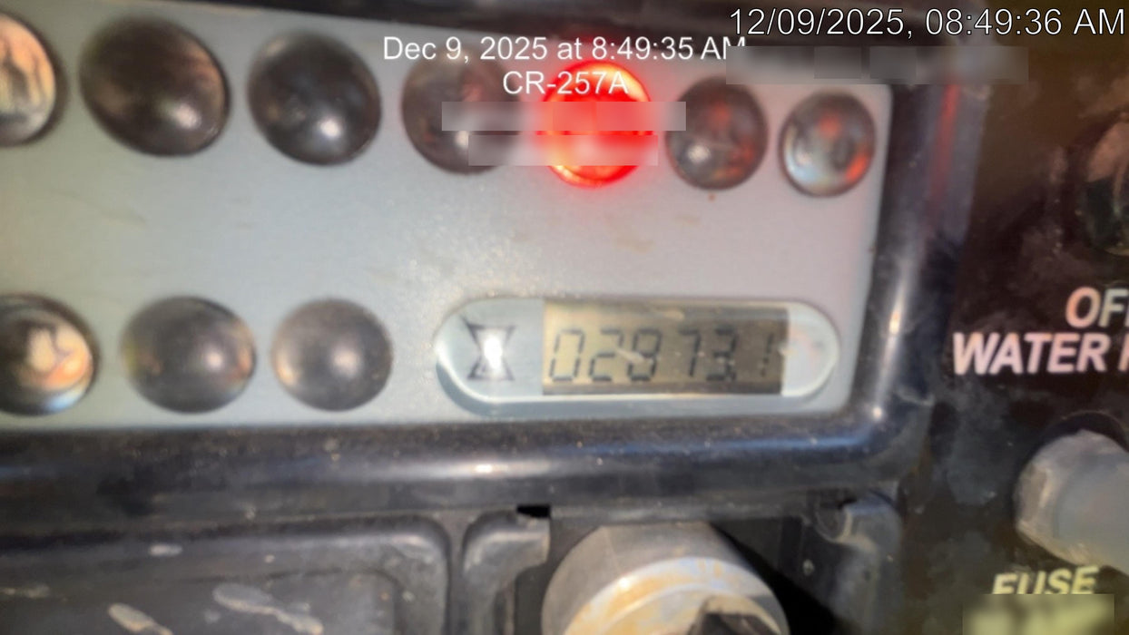 2021 VAC-TRON LP573XDT