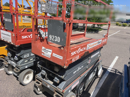 2018 Skyjack SJIII-3226 Skyjack SJIII3226 Scissor Lift w/Trojan Batteries