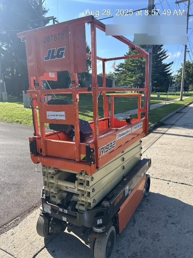 2022 JLG R1932