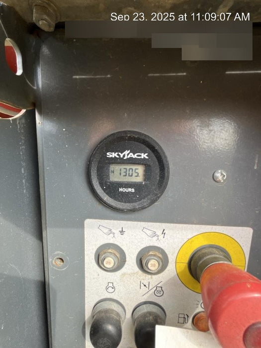 2017 SKYJACK SJ6826 RT