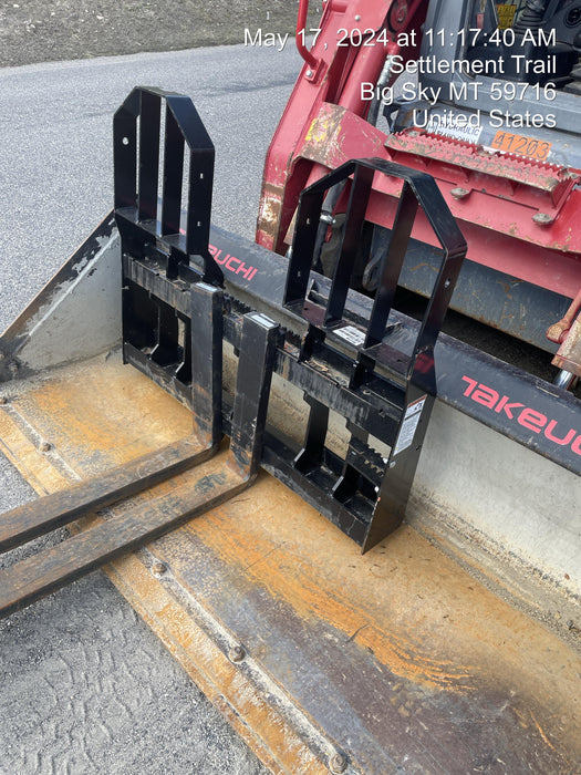 2022 TAKEUCHI 48" Pallet Forks - Takeuchi