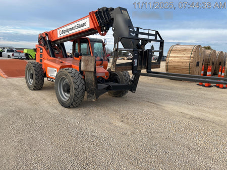 2021 JLG 12054