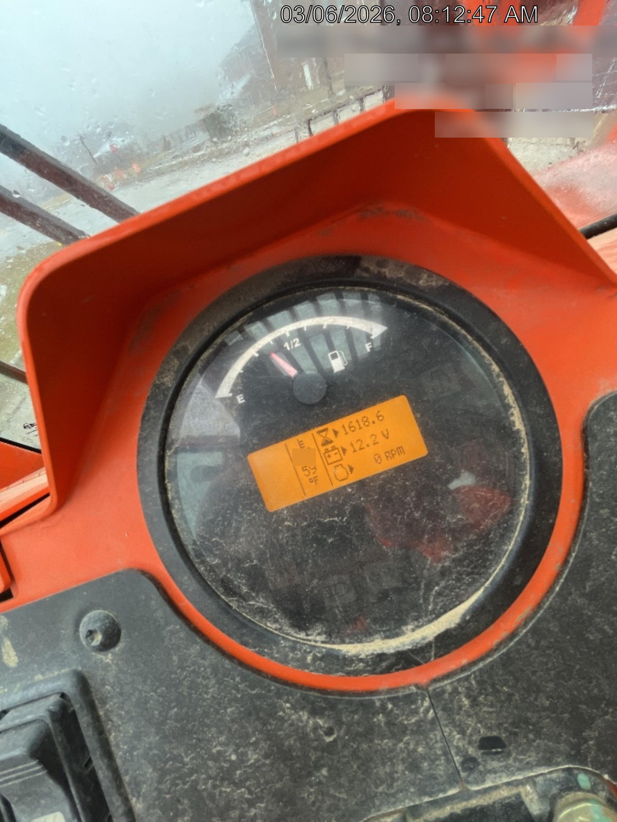 2020 SKYTRAK 8042
