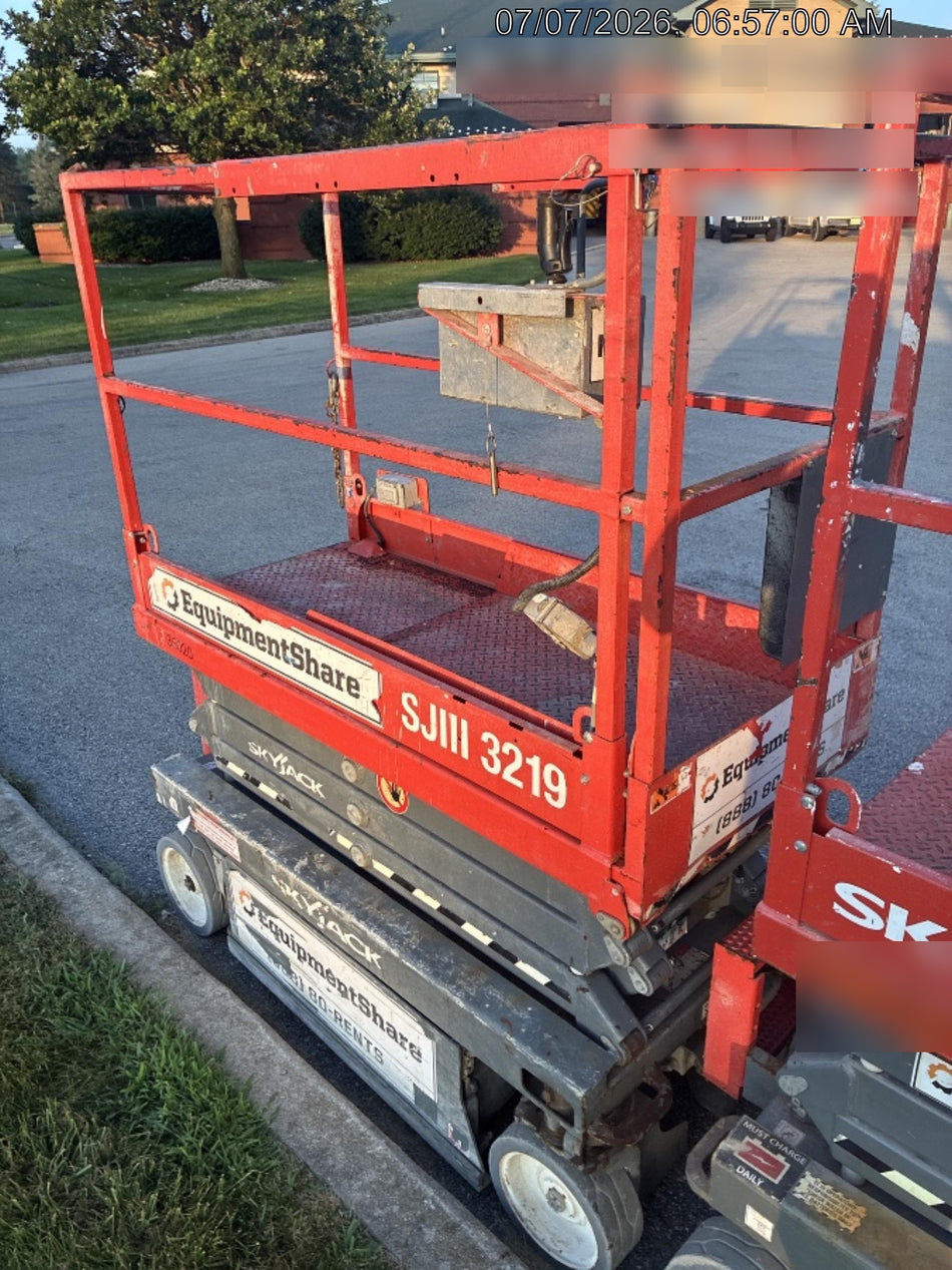2019 Skyjack SJIII-3219 Standard Options, Trojan Batteries