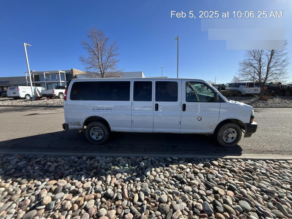 2023 CHEVROLET Express Van - Rental