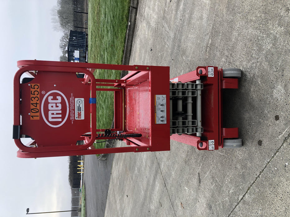 2020 MEC 1330SE Solid NM Tires, Steel Swing out Doors, LCS, Beacon, 900W Inverter