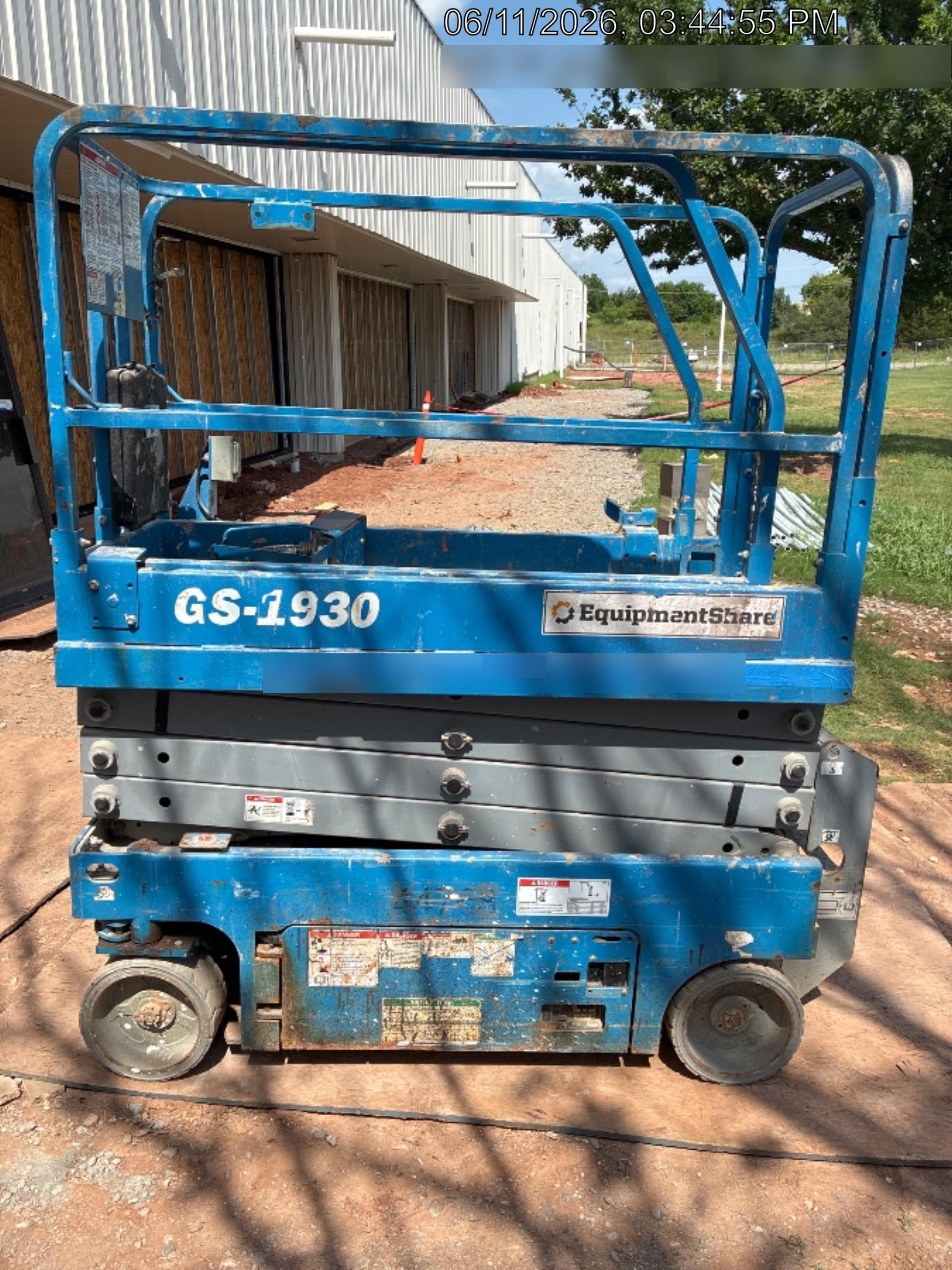 2019 Genie GS-1930 Fixed rails with chain Entry