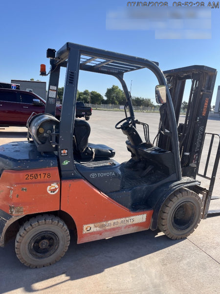 2022 TOYOTA 50-8FGU25