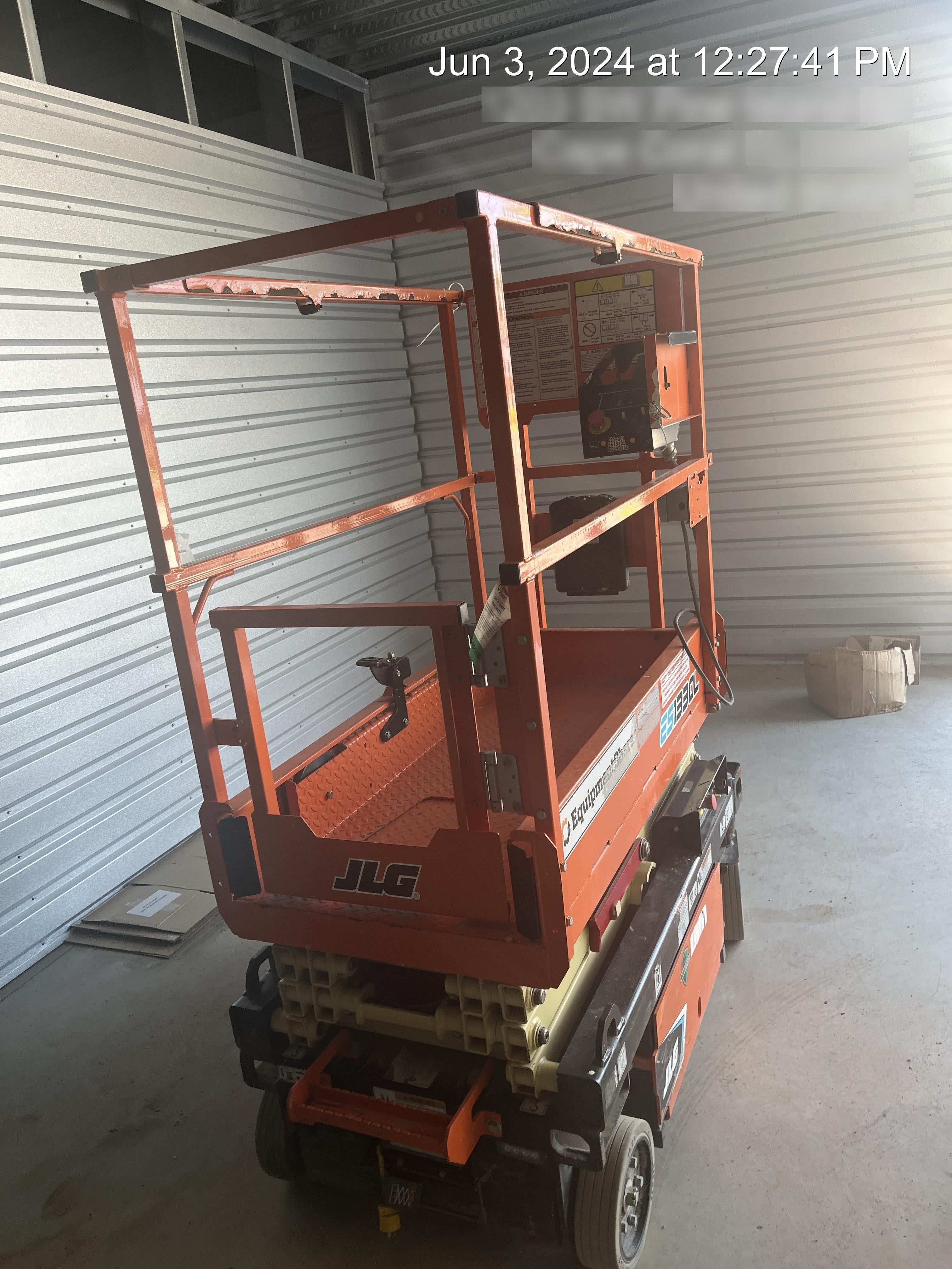 2021 JLG ES1330L