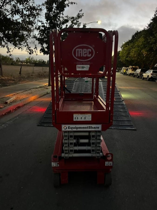 2020 MEC 1330SE Solid NM Tires, Steel Swing out Doors, LCS, Beacon, 900W Inverter