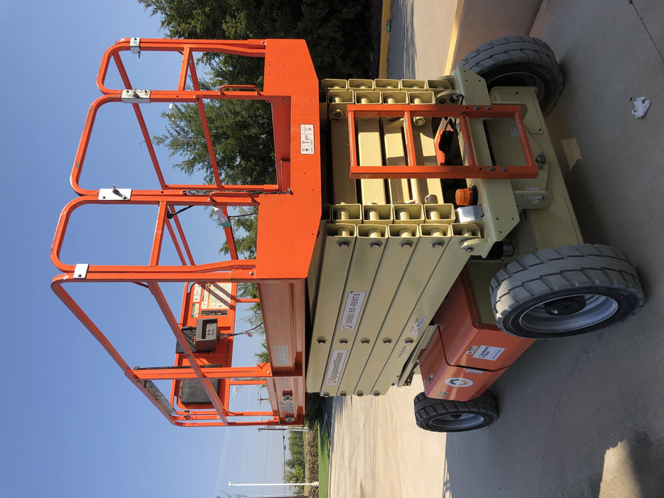 2019 JLG 4069LE