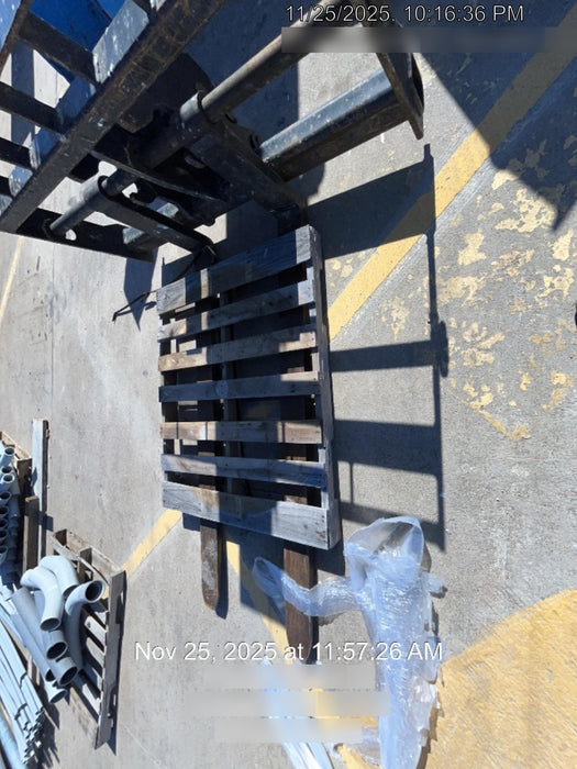 2017 Genie GTH-1056 Genie GTH1056, Solid Tires, 60" carriage, Light Kit, Open ROPS - SN GTH-10E-11914