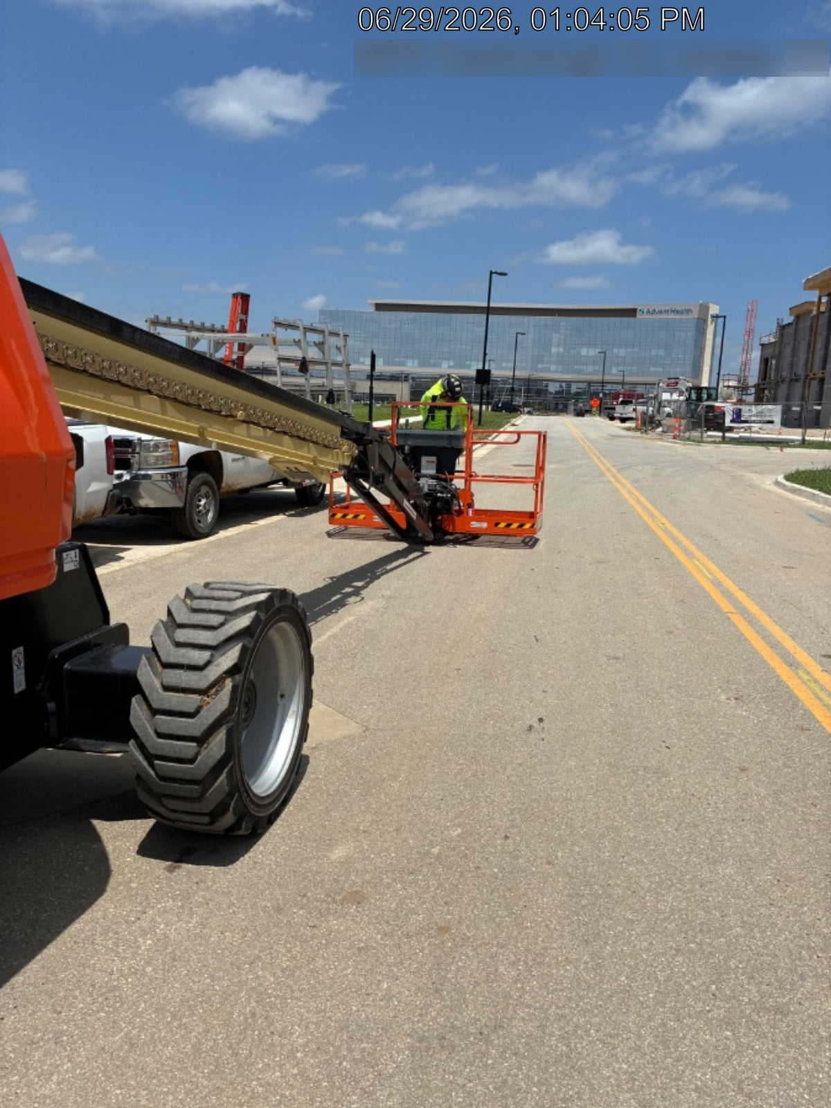 2024 JLG 660SJ