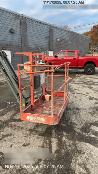 2017 SKYJACK SJ46 AJ