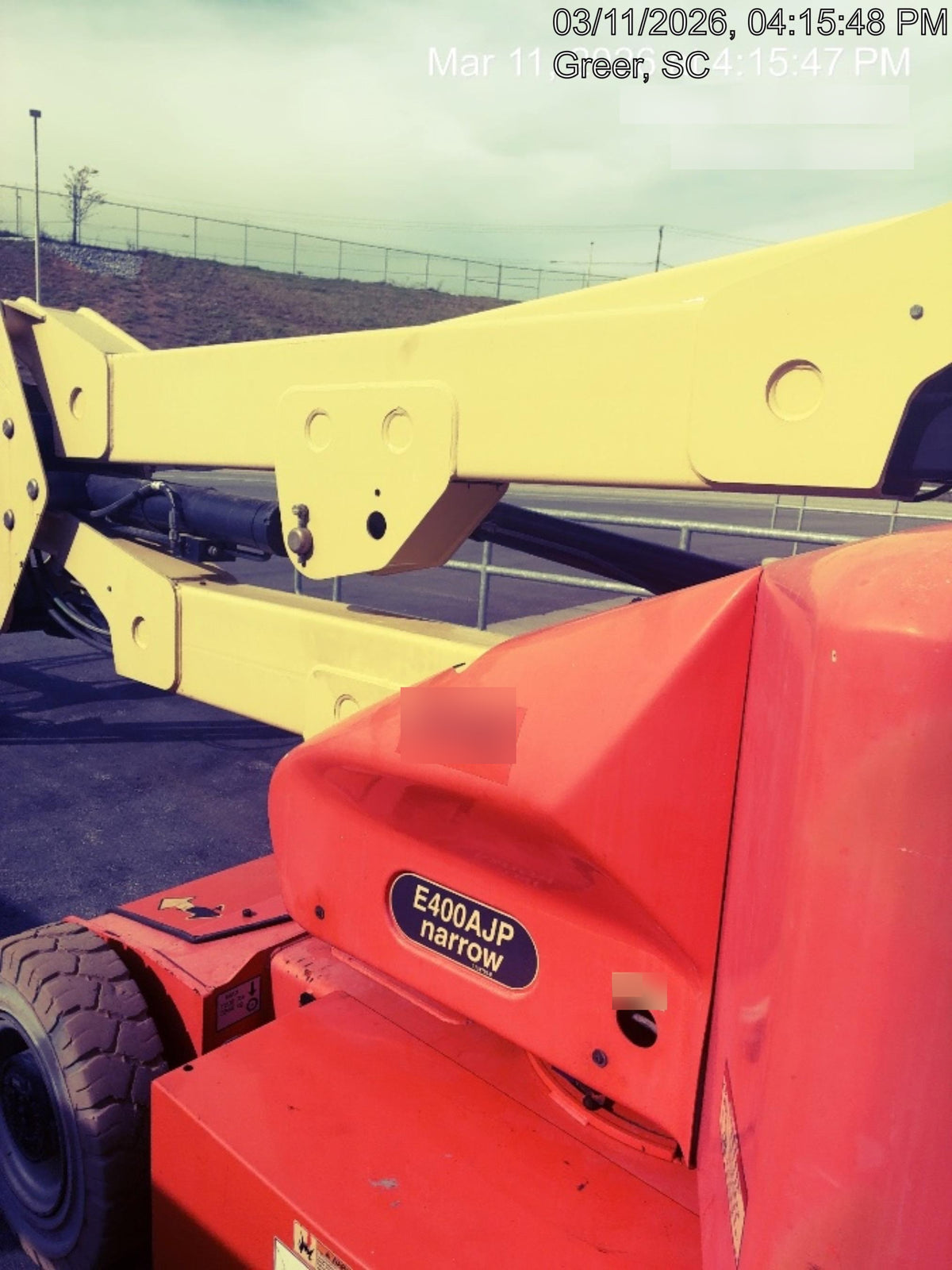 2019 JLG E400AJPN