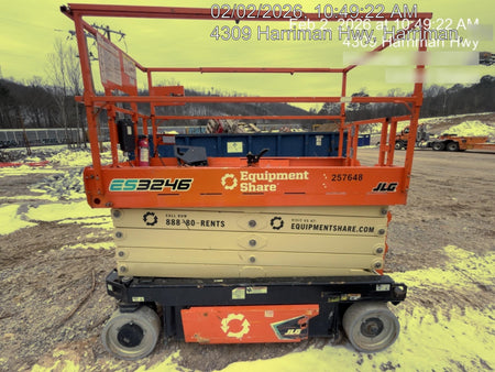 2022 JLG ES3246