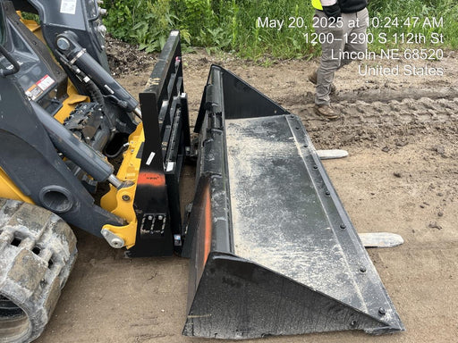 2025 JOHN DEERE 84" Bucket - John Deere