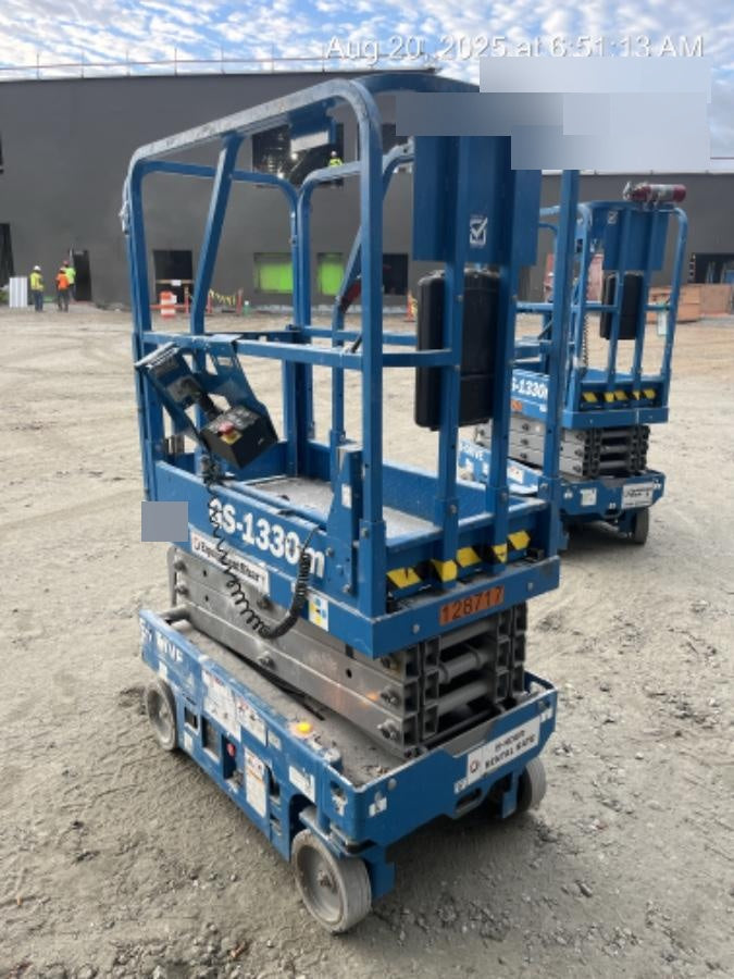 2021 GENIE GS-1330m