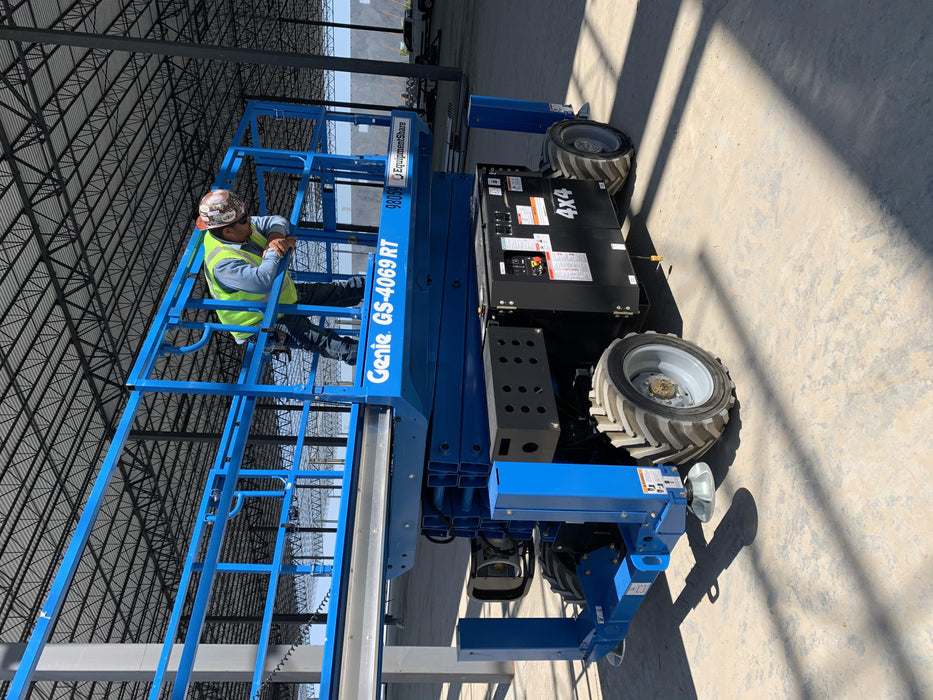 2020 GENIE GS-4069 RT