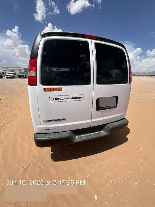2025 CHEVROLET Express Van - Rental