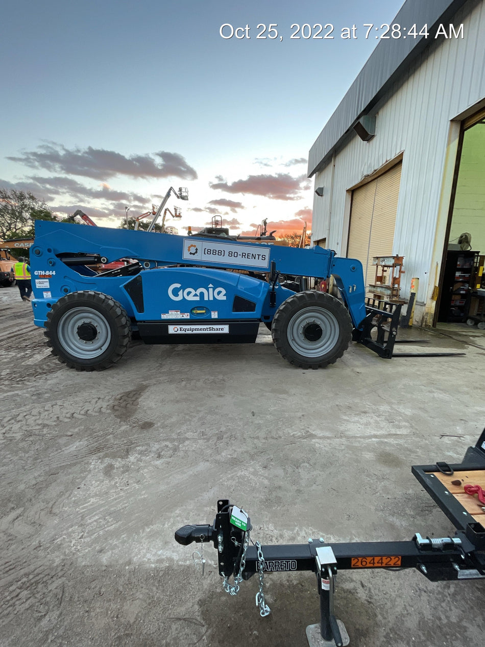 2022 GENIE GTH-844