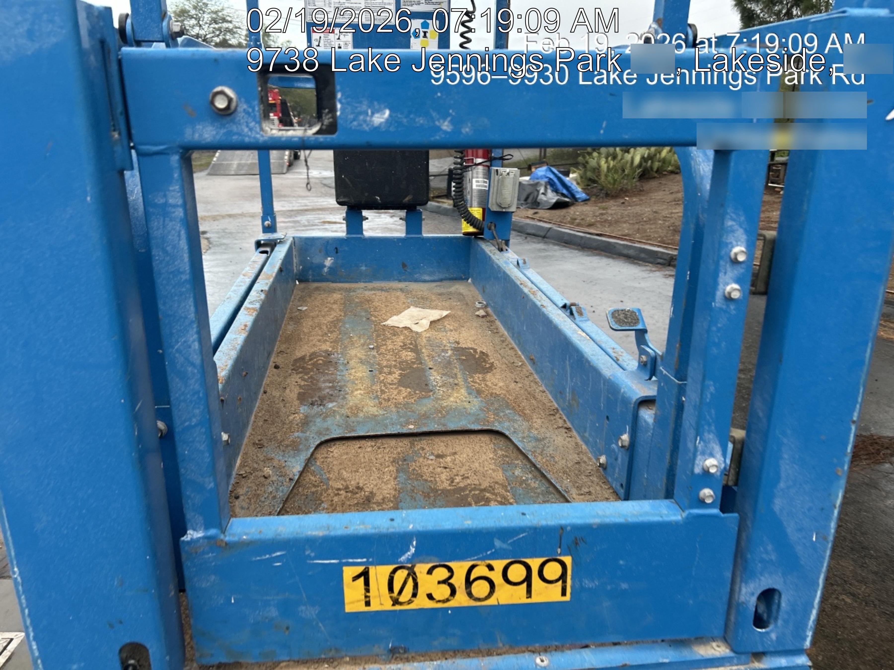 2020 Genie GS-1930 Solid Non Marking Tires, Beacon, Folding rails with half height swing gate, 800W Inverter