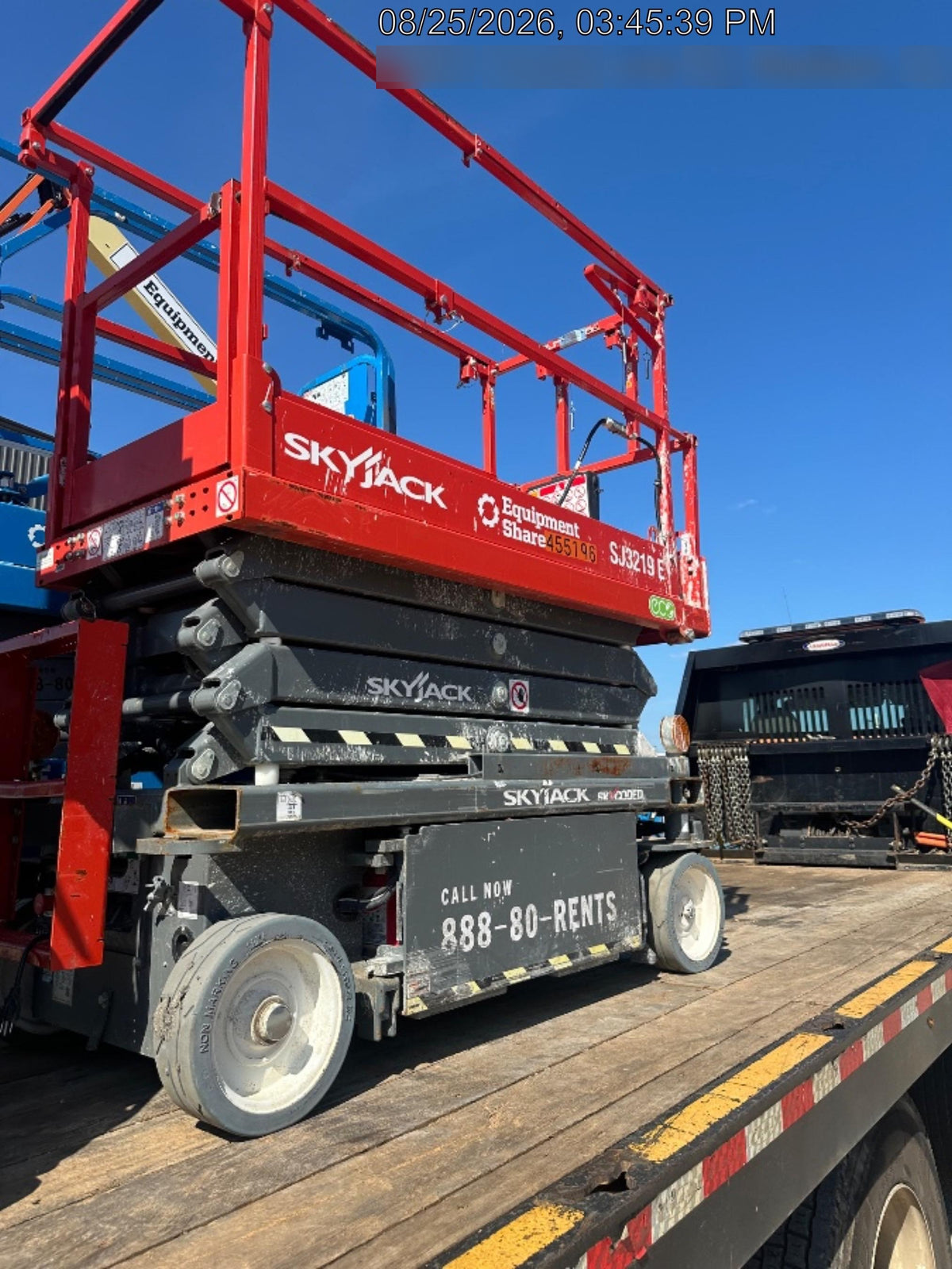 2024 Skyjack SJ3219 Electric Drive, Sld NM Tires, DBcns, RFRails, Power to Platform, T3 + Access Control